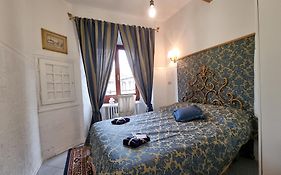La Sede Dell'Arte Monolocale Studio E Camere In Torre Medievale Vicino A Duomo E Piazza Signoria